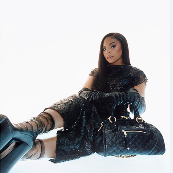 Marc Jacobs Stam Bag Black Quilted Leather Handbag with Gold Chain - Picture 12 of 13